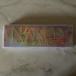 URBAN DECAY NAKED CYBER PALLET - brand new, never used - no box